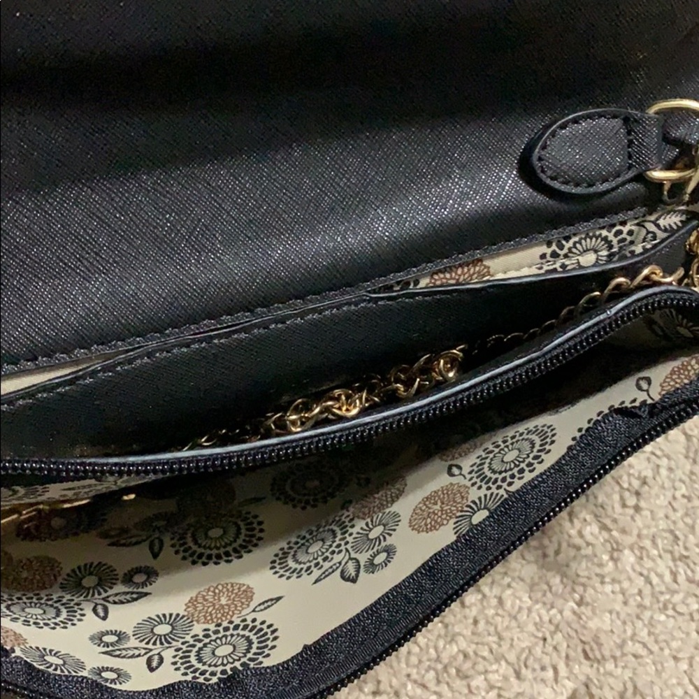 Purse - Picture 5 of 5